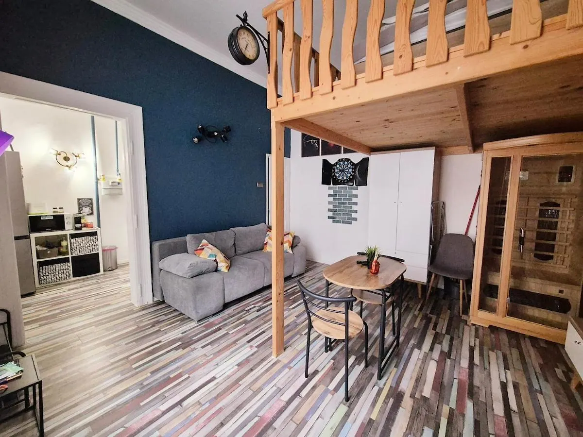 Loft&Steam - Designer Studio With Sauna & Ac Budapest